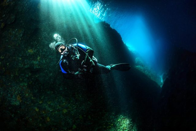 Diving in the Zaklopatica cave